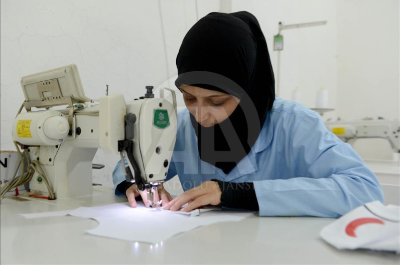 افتتاح دورة خياطة للنساء السوريات في كيليس
