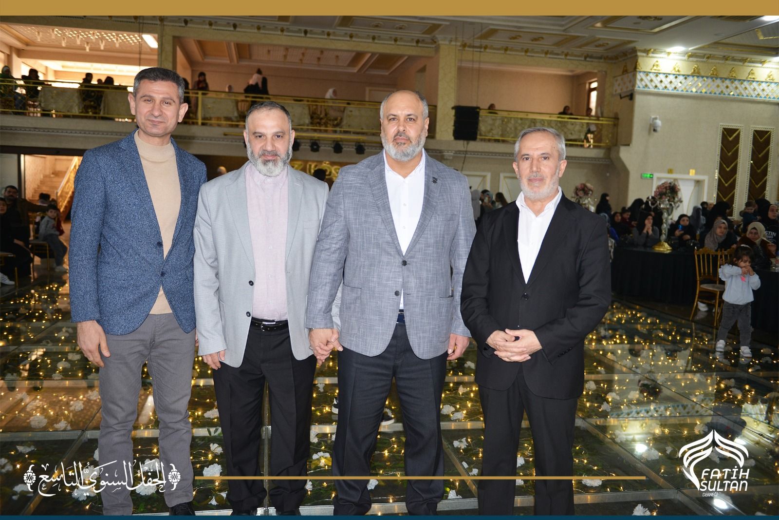 مابعد حفل تكريم طلاب معهد الفاتح السيد مفتي كليس والسيد مدير تربية كليس والسيد رئيس رابطة العلماء السوريين كيليس